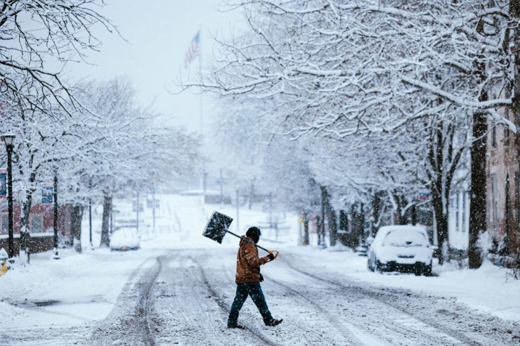 Warm Days, Frosty Nights: How Phoenix Residents Can Stay Ready!